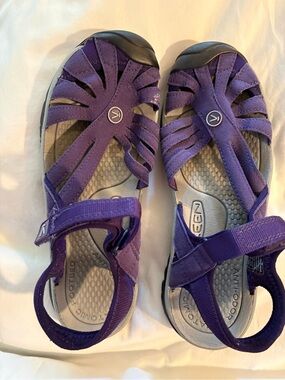 Keen Womens Purple Closed-Toe Adventure Sandals